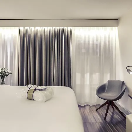 Mercure Arc De Triomphe Etoile