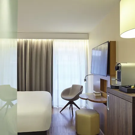 Hotel Mercure Arc De Triomphe Etoile