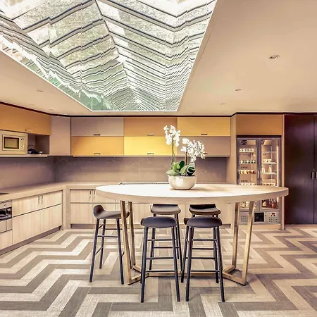 Mercure Arc De Triomphe Etoile