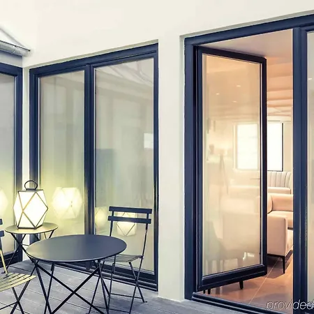 Mercure Arc De Triomphe Etoile Hotel París