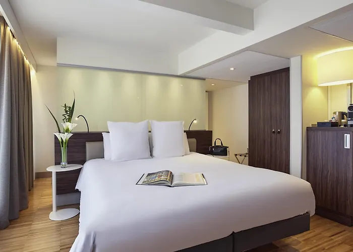 Mercure Arc De Triomphe Etoile 4* Paris