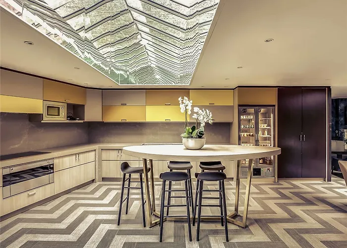 Mercure Arc De Triomphe Etoile 4* Paris