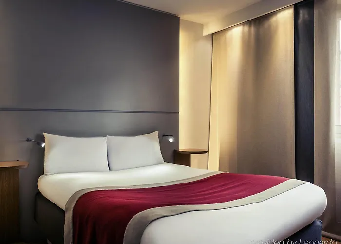Mercure Arc De Triomphe Etoile Hotell 4*