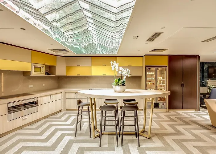Mercure Arc De Triomphe Etoile Hotell
