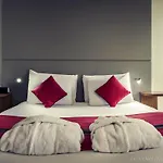 Mercure Arc De Triomphe Etoile