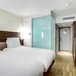 Mercure Arc De Triomphe Etoile 4*