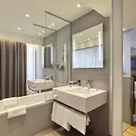 Mercure Arc De Triomphe Etoile Paris