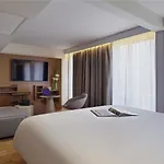 Mercure Arc De Triomphe Etoile 4*