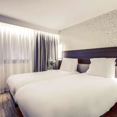 Mercure Arc De Triomphe Etoile 4* París