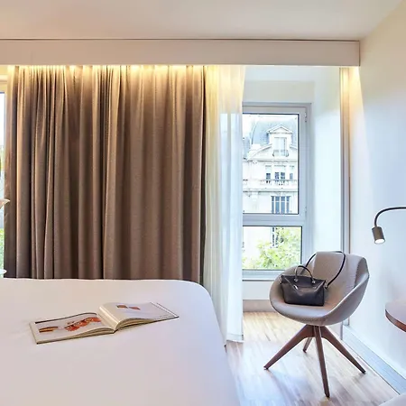 Mercure Arc De Triomphe Etoile 4*