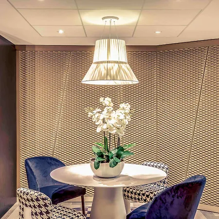 Hotel Mercure Arc De Triomphe Etoile