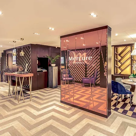 Mercure Arc De Triomphe Etoile 4* París
