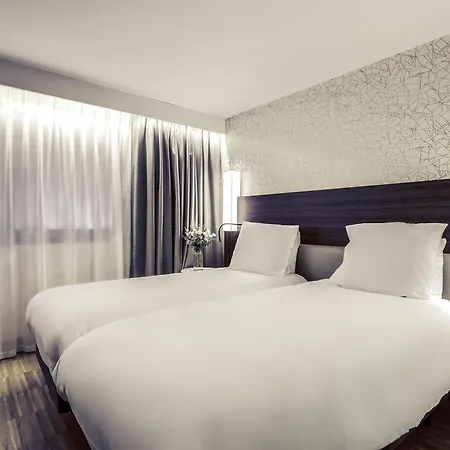 Mercure Arc De Triomphe Etoile Отель Париж