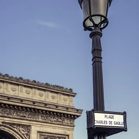 Mercure Arc De Triomphe Etoile Hotel
