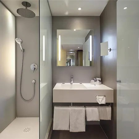 Mercure Arc De Triomphe Etoile 4*