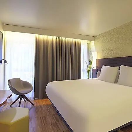 Mercure Arc De Triomphe Etoile