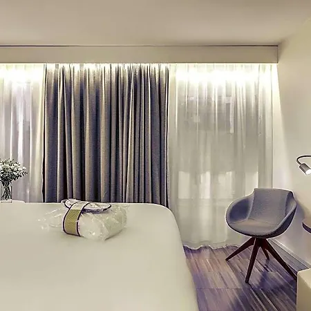 Mercure Arc De Triomphe Etoile 4*