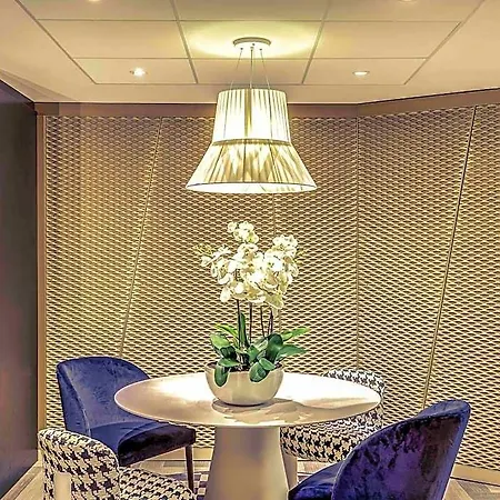 Mercure Arc De Triomphe Etoile