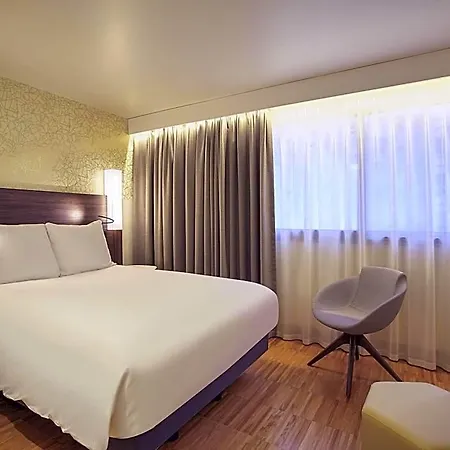Mercure Arc De Triomphe Etoile