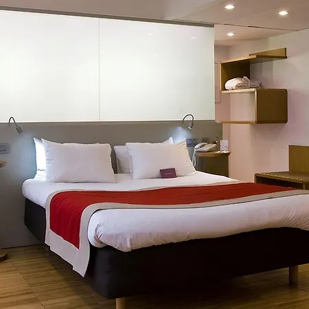 Mercure Arc De Triomphe Etoile Párizs