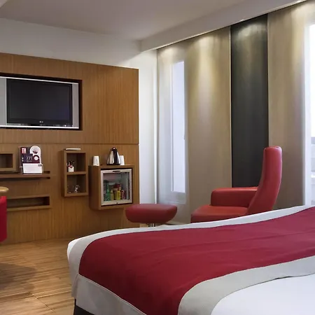 Hotel Mercure Arc De Triomphe Etoile