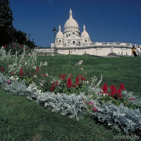 Mercure Arc De Triomphe Etoile 4* Párizs