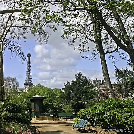 Mercure Arc De Triomphe Etoile París
