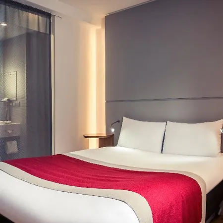 Hotel Mercure Arc De Triomphe Etoile