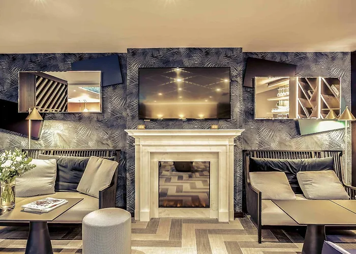 Mercure Arc De Triomphe Etoile Hotel 4*