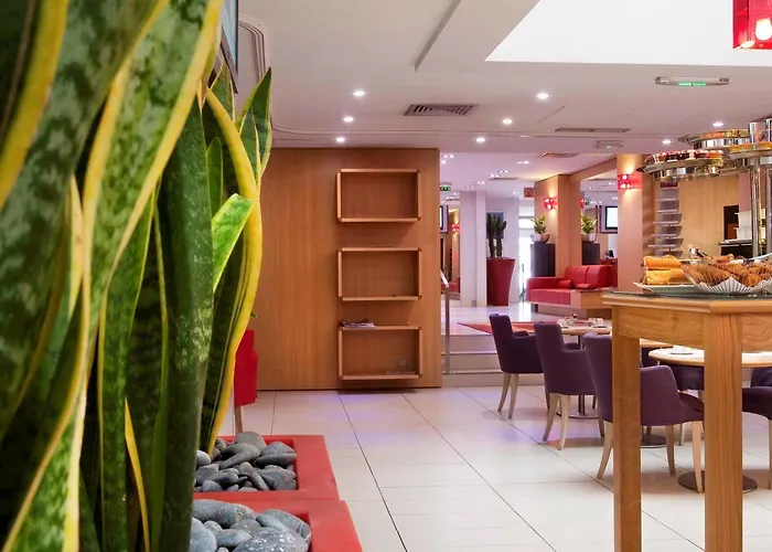 Mercure Arc De Triomphe Etoile 4*