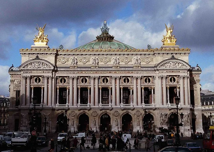 メルキュール アルク ドゥ トリオンフ エトワール 4*