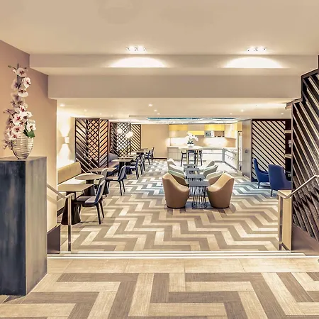 Mercure Arc De Triomphe Etoile Szálloda