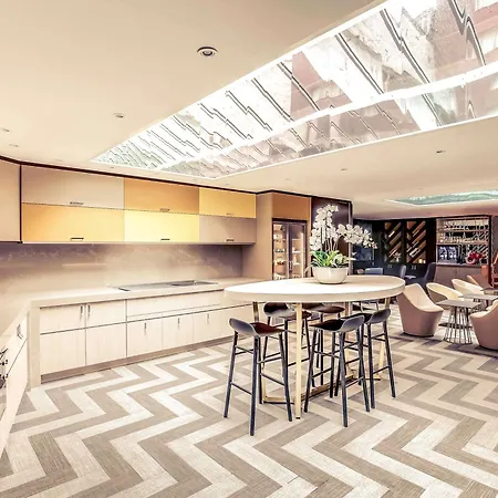 Mercure Arc De Triomphe Etoile