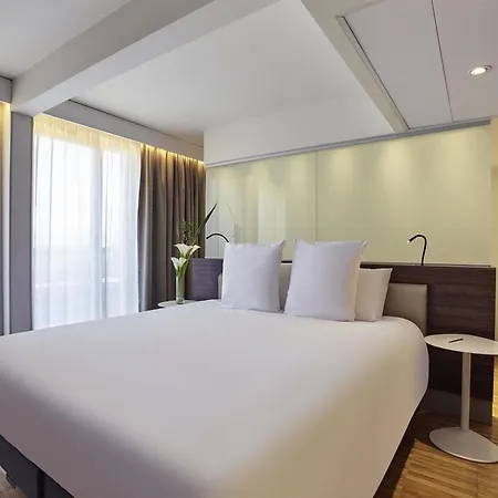 Szálloda Mercure Arc De Triomphe Etoile Párizs