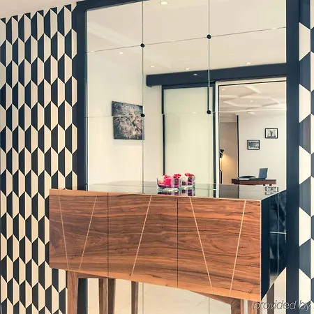 Mercure Arc De Triomphe Etoile Szálloda 4*