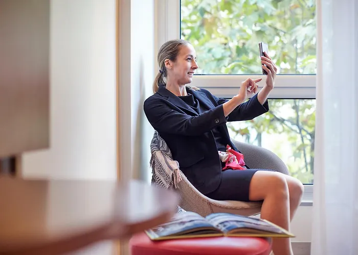 Mercure Arc De Triomphe Etoile 4* Paříž