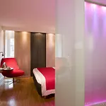 Mercure Arc De Triomphe Etoile Otel